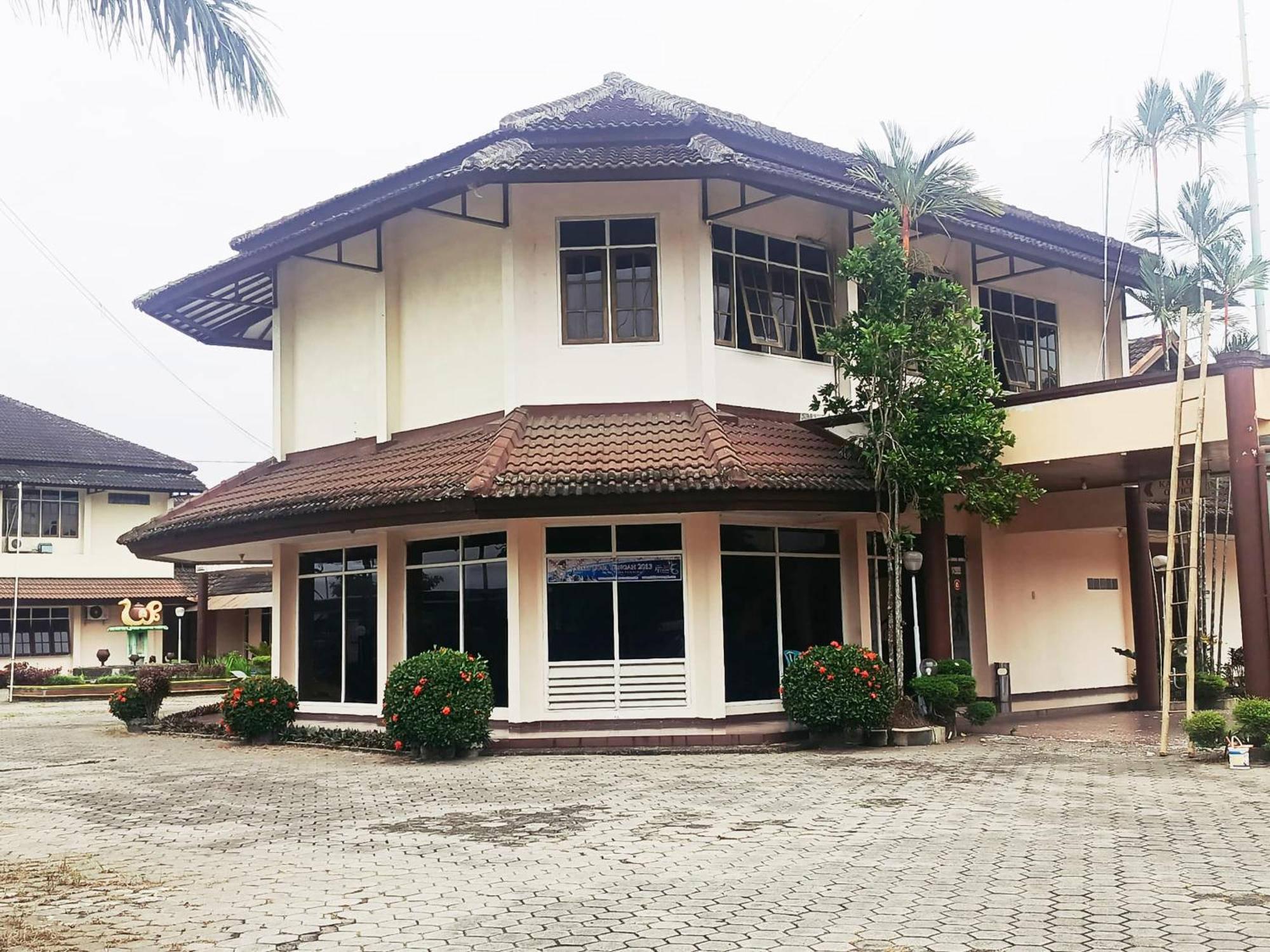 Hotel Wijaya بوروكيرتو المظهر الخارجي الصورة